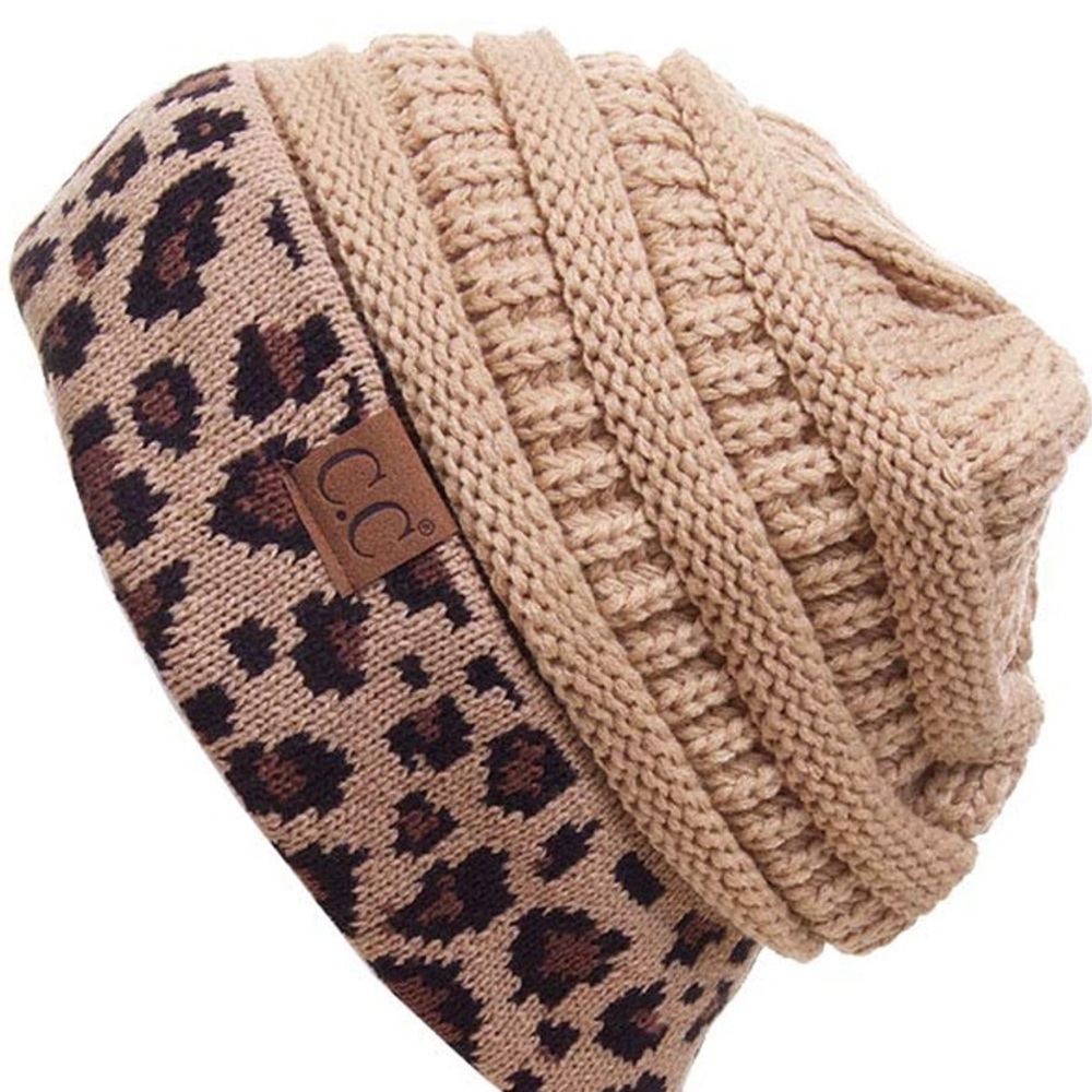 Leopard winter hat - Picture 4 of 4